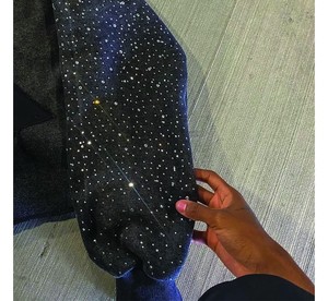 Sudadera Unisex de Primera Calidad 100% Algodón con Pedrería Brillante y Cristales para Hombre y Mujer, Personalizable al por Mayor para Invierno - Product Image 3