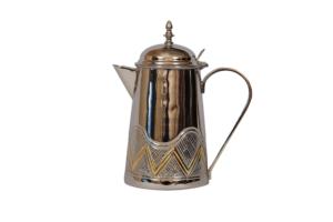 Pichet en laiton de style moghol Dsh Crafting avec motif en relief et cuillère en bois, ustensile en métal pour servir et boire - Product Image 2
