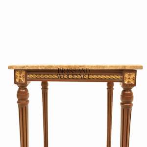 Table d'appoint carrée de luxe avec plateau en marbre beige naturel et pieds en bois cannelé classiques pour une décoration élégante d'angle de la maison - Product Image 3