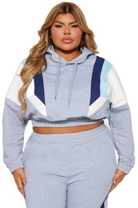 Conjunto Deportivo de Mujer con Pedrería, Pantalones Deportivos Anchos y Sudadera con Capucha, Ropa Urbana Personalizada - Product Image 1