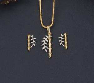 ชุดเครื่องประดับหรูหราสีทองระดับไฮเอนด์สำหรับผู้ค้าปลีกธุรกิจเครื่องประดับส่งออกระดับพรีเมียม - Product Image 1