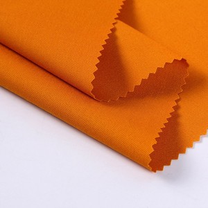 Tissu en coton polyester imprimé tendance et à la mode pour vestes, jupes et sacs - Product Image 5