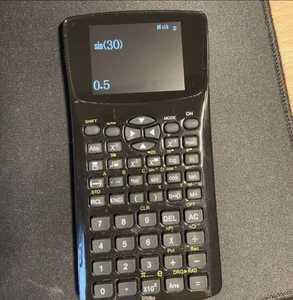 Pantalla de 24 pulgadas con función anti-espionaje, compatible con libros electrónicos, calculadora, grabación de sonido, radio, música y video. - Product Image 3