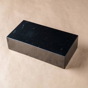 Brique de shungite polie 2*3.9*7.9 pouces (5*10*20 cm) - Product Image 3