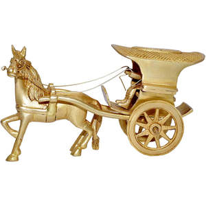 Exquisita Carreta de Caballos de Latón de Estilo Tradicional para Diwali, Diseño Artesanal Elegante al Mejor Precio - Product Image 1