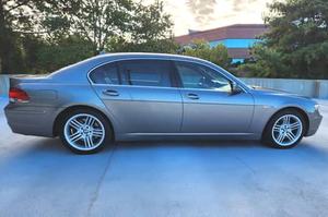 BMW 760LI d'occasion 2006, conduite à gauche/droite - Product Image 2