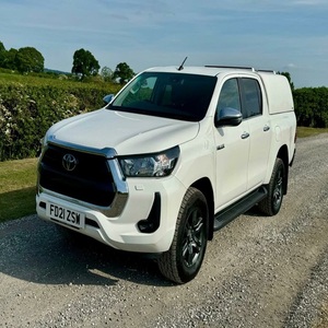 UTILISÉ LHD/RHD 2021 T O Y O T A HI-LUX 2.4D-4D ICON - Product Image 1