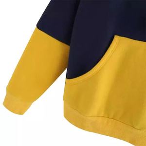 เสื้อฮู้ดดี้ผู้ชายทรงสลิมฟิต ผ้าถักลายบล็อกสี 100% โพลีเอสเตอร์ สไตล์ลำลอง พิมพ์โลโก้ตามสั่ง - Product Image 3