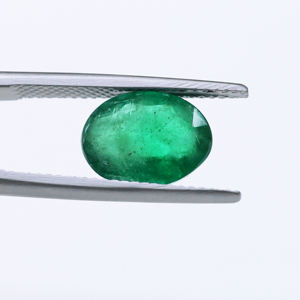 Émeraude zambienne de haute qualité 100% naturelle, forme ovale, 3,08 carats, couleur vert moyen, pierre de naissance de mai, pour la fabrication de bagues et de pendentifs - Product Image 3