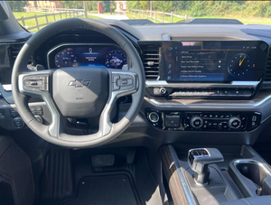 Chevrolet Silverado Trailboss 6.2 V8 4 portes d'occasion, blanc, 2022-2025, conduite à droite, sièges en cuir, avec caméra de recul - Product Image 6