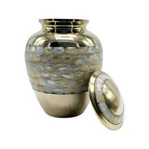 Urna Funeraria de Latón Dorado para Cenizas Humanas Adultas, Urna Conmemorativa Hecha a Mano, Proveedor Mayorista - Product Image 3