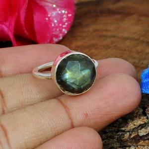 Bague en argent sterling 92.5 avec sertissage de grappes de pierres précieuses Labradorite plaqué rhodium bijoux fins pour promesses 12mm 3.61g - Product Image 4