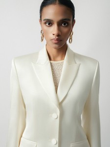 เสื้อเบลเซอร์ผ้าซาตินผ้าไหมผ้าซาตินสีขาวเป็นมิตรต่อสิ่งแวดล้อมสำหรับผู้หญิงมาใหม่ฉลากส่วนตัว - Product Image 5