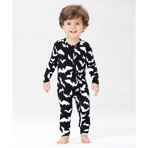 Combinaison convertible en bambou avec fermeture éclair pour bébé, design avec fermeture éclair intégrée aux pieds - Product Image 4