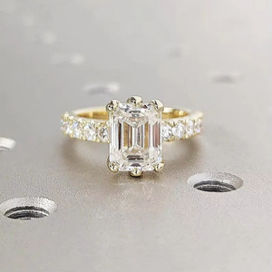 Anillos de diamante de laboratorio de oro amarillo de 14K, anillos de diamante de laboratorio de media eternidad, Halo oculto, corte esmeralda, anillos de declaración de diamantes cultivados en laboratorio para ella - Product Image 1