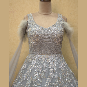 Nouvelle magnifique robe grise espagnole Heavy Handcrafted Beats and Sequin Detailing Crafted for all Occasions From India prix de gros - Product Image 1