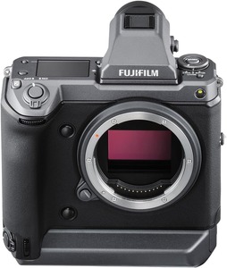 Cámara digital de formato medio Fujifilm GFX 100 102MP (solo cuerpo) - Product Image 3