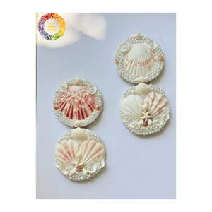 Espejo de maquillaje de concha hecho a mano con conchas marinas naturales y perlas | Diseño de núcleo de sirena | Alta calidad, el mejor precio al por mayor - Product Image 5