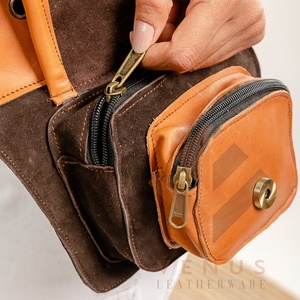 Riñonera de cuero unisex personalizada técnica color marrón 2 bolsillos cremallera frontal riñonera nueva con patrón de cinturón - Product Image 4