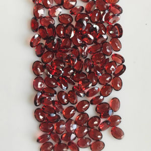 พลอยโกเมนสีแดงธรรมชาติ 7x5 มม. ทรงรี คุณภาพดีที่สุด สำหรับทำเครื่องประดับ - Product Image 4