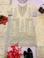 Présentation de la nouvelle collection de créateurs : Soie, broderie lourde, travail de sequins, design ethnique moderne, pour fêtes et festivals, entièrement cousu.