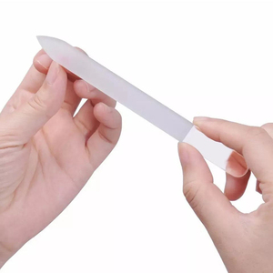 Lime à ongles double face en acier inoxydable, grain 180, durable et réutilisable pour usage domestique et professionnel en salon, avec logo personnalisable - Product Image 6