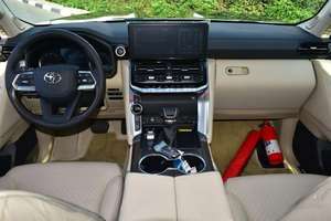 TOYOTA LAND CRUISER 2023 - Product Image 4