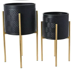 Black Power Coated Finishing Set Of 2 Planter Pot With Golden Stand For Mart And Shopping Malls Decorative Planter Pot