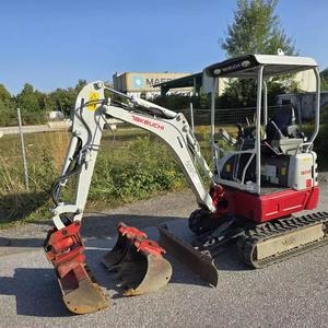 Miniexcavadora TAKEUCHI TB235-2 (hasta 12,000 lbs) con Motor, Caja de Cambios, Bomba de Engranajes y Rodamientos - Product Image 3