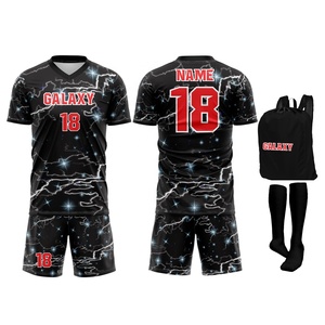 Nouveauté, ensembles d'uniformes de football pour hommes de qualité supérieure, design personnalisé, 100% polyester extensible, respirant, col en V, vêtements de sport d'entraînement - Product Image 1