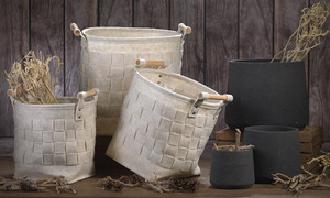 garden pots