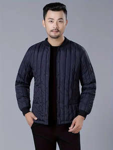 Chaqueta acolchada impermeable a prueba de viento para hombre con carcasa de nailon, relleno de poliéster/algodón, cuello redondo, cierre de cremallera, ajuste holgado de invierno - Product Image 3