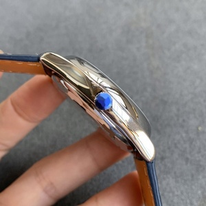 Montres de plongée à mouvement automatique en gros, montre mécanique de haute qualité avec calendrier mensuel, style montre pour homme - Product Image 2