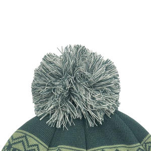 Gorros unisex cálidos y elegantes hechos de acrílico suave, perfectos para ropa de invierno, moda informal o marca promocional - Product Image 5