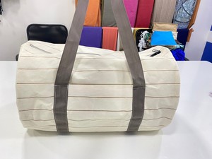 ถุงผ้าแคนวาสแบบมีซิปปิดของผู้ผลิตในอินเดียพิมพ์โลโก้ตามสั่งสำหรับโฆษณาส่งเสริมการขาย - Product Image 4