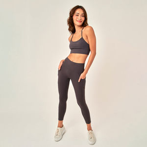 Ensemble de yoga 2 pièces sans couture pour femmes adultes avec logo personnalisé Styles de mode ensemble legging et soutien-gorge de yoga pour femmes - Product Image 3
