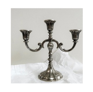 Candelabro de Metal Intrincado, Portavelas Múltiple, Adecuado para Comedores Elegantes, Eventos Especiales y Decoración del Hogar - Product Image 6