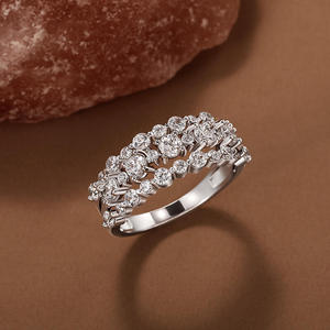 Bague éternelle à taille émeraude en or véritable 14 carats, bague statement pour garçons - Product Image 4