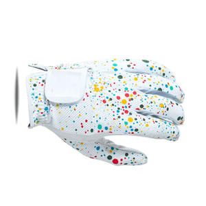 Gants de golf en cuir Cabretta antidérapants personnalisés unisexes Accessoire de sport respirant de style unique avec poignées Vente en gros - Product Image 4