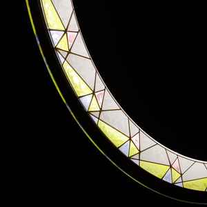 Miroir rond rétroéclairé par LED de 60 cm avec inserts colorés - Product Image 4