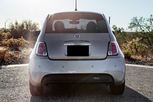 2017 F l A T 5 0 0 e AWD R18 Batería de Litio Asientos de Cuero Cámara Trasera - Product Image 2