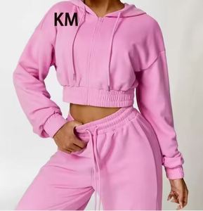 Vente en gros Ensemble de 2 pièces personnalisé pour femmes impression bouffante sweats et sweats à capuche unis vierges courte longueur avec décoration en lacets - Product Image 2