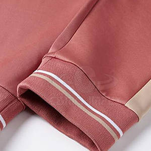 Survêtement élégant à fermeture éclair coupe ajustée pour l'hiver à col à capuche fabriqué au Pakistan pour la vente en ligne - Product Image 4