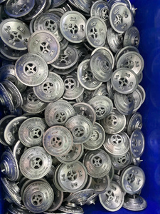 Componentes de Fundición a Presión de Aluminio de Alta Calidad, Servicios Personalizados OEM/ODM, Certificación ISO9001, Uso Industrial, Fundición en Vietnam - Product Image 5