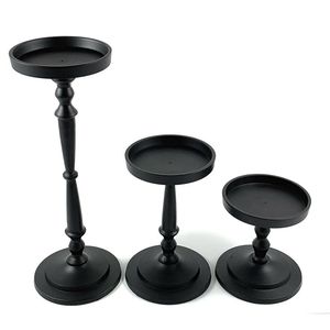 Charmant bougeoir rustique en fer forgé noir pour les arrangements de table à manger et le décor d'inspiration antique - Product Image 6