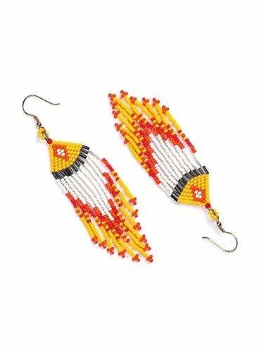 สีเหลือง