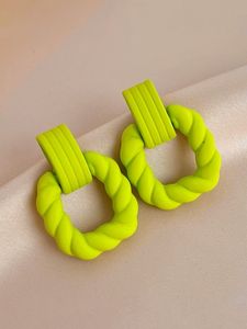 Pendientes de aro de resina vintage personalizables, joyería de piedra de perla de diseño personalizado A la moda para mujeres y niñas, regalo de fiesta - Product Image 4