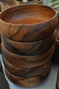 Bols en bois personnalisés écologiques fabriqués à partir de bois durable: Idées de cadeaux uniques et personnalisés - Product Image 3