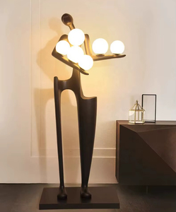 Lampe sur pied sculpture femme abstraite, résine noire et or, lumière LED lune, statue d'art moderne, décoration intérieure pour salon et entrée - Product Image 6