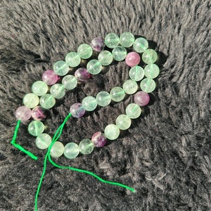 Chaîne de perles en fluorite naturelle multi-vertes de haute qualité avec certificat, perles de 10 mm, pierres de guérison, 38 perles pour la création de bijoux - Product Image 1